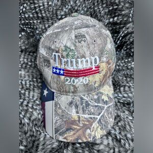 “Trump 2020” Real Tree Wood Camo Texas Flag Cap Hat Never Worn